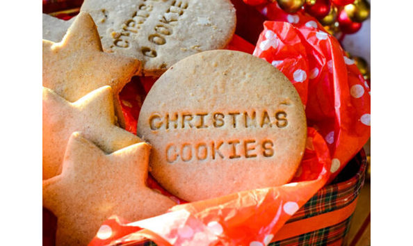 Big image sf gf christmas cookies 5 by larderlove.com  500x375