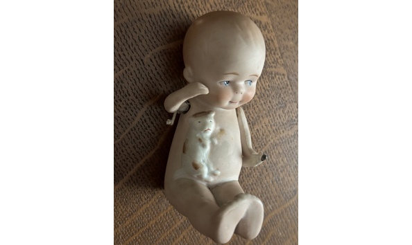 Big image doll w dog and bottle 28