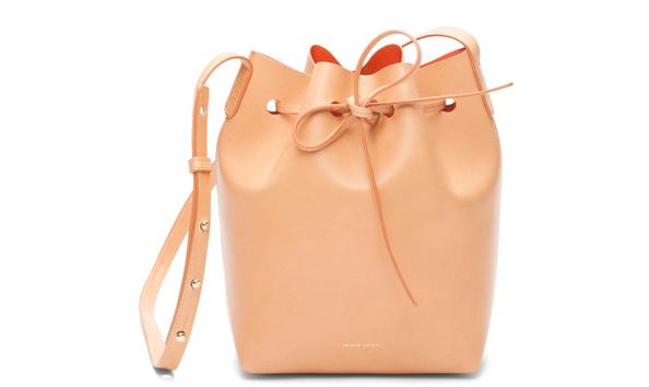 Big image mini bucket bag vegetable tanned cammello orange detail 1 960x
