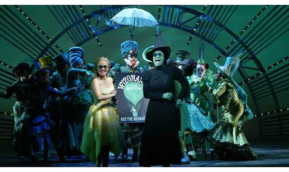 Big image 131029 fallon wicked tease embed z1x3uc