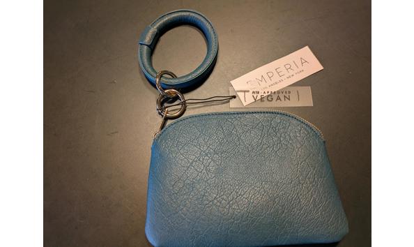 Big image brawners green wristlit purse