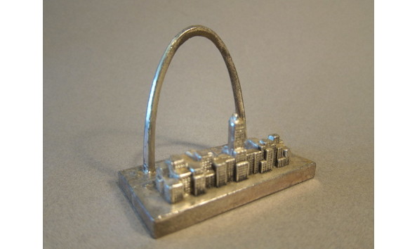 Big image 31.01 gateway memorial arch small