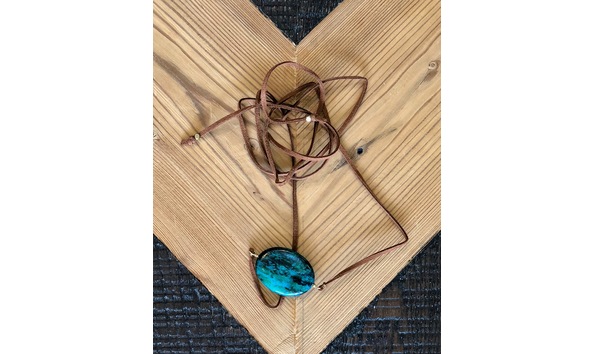 Big image libby story choker blue