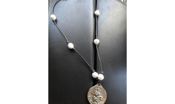 Big image robin tucker necklace