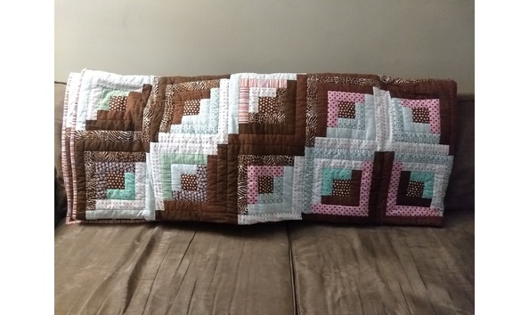 Big image chocolate confetti quilt 1