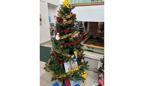 Big image brick the halls   full