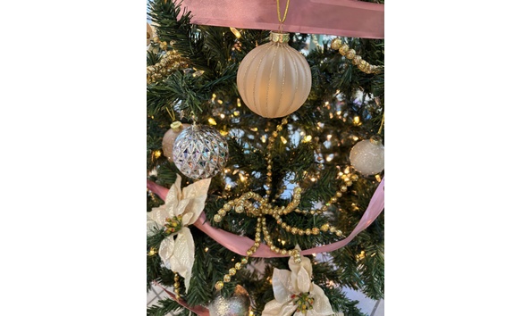 Big image traditional   pink and gold  2 