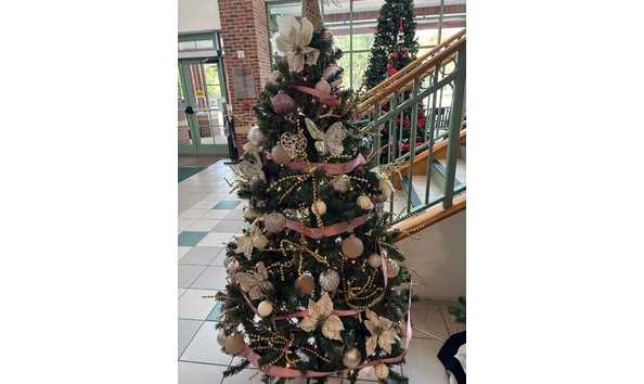 Big image traditional   pink and gold  3 