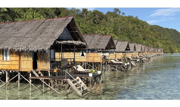 Big image bungalows with sundeck