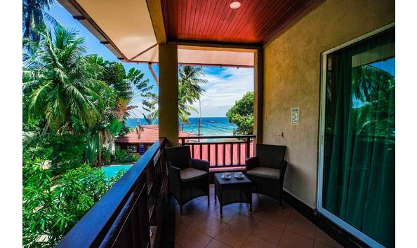 Big image tioman dive resort balcony 02