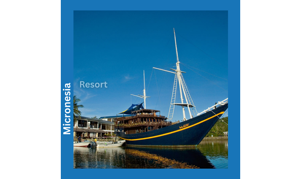 Big image manta ray bay