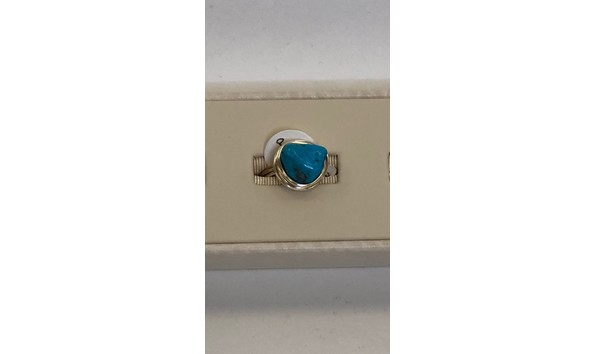Big image turquoise ring a