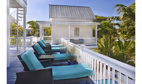 Big image azul sun deck from m phillip