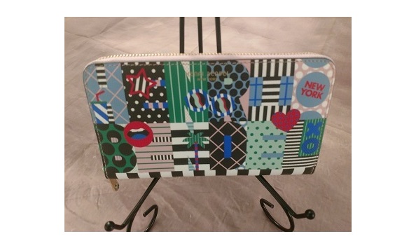 Big image wallet exterior