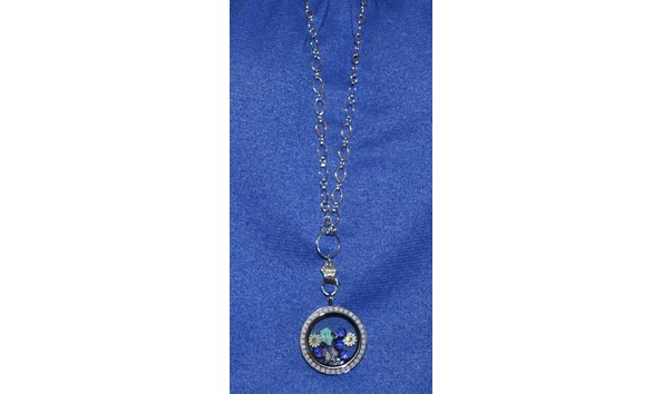 Big image wearing teapot