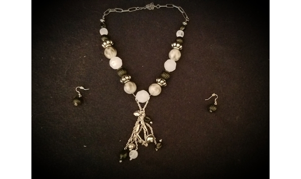 Big image klassy korner jewelry set