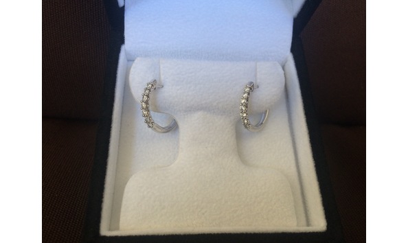 Big image diamnond earrings