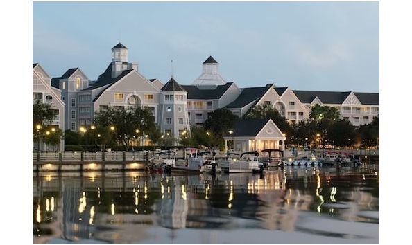 Big image yacht and beach