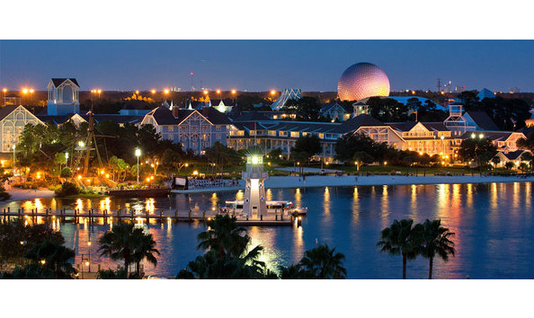 Big image yacht and beach 1