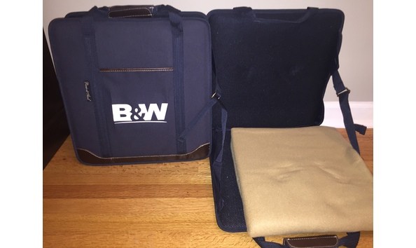 Big image b w bleacher seat   blanket set