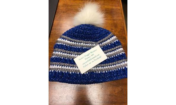 Big image blue hat  2