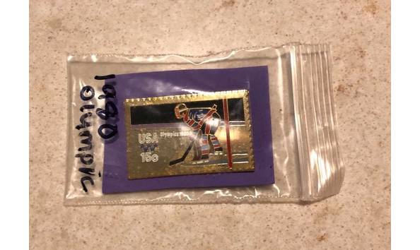 Big image olympic hockey pin