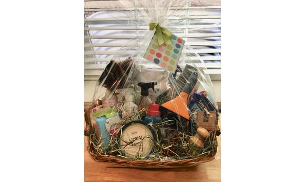 Big image housekeeping basket  2