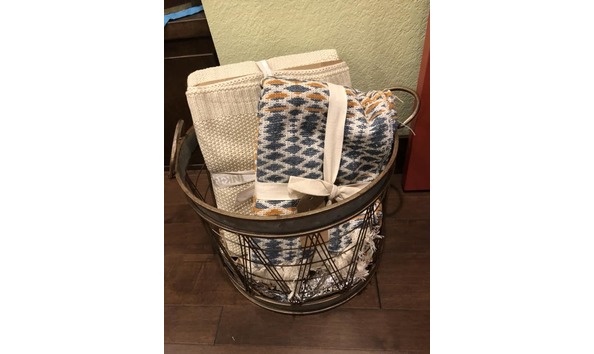 Big image blanket basket set