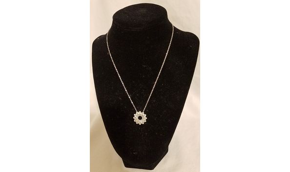 Big image swarovski pendant necklace