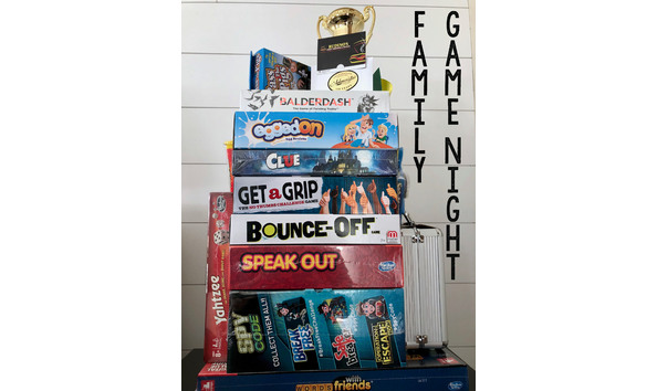 Big image family game night main