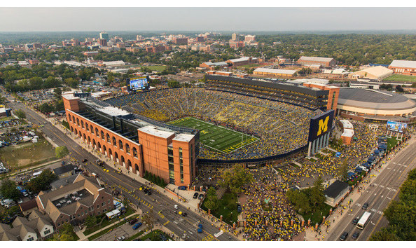Big image um stadium photo