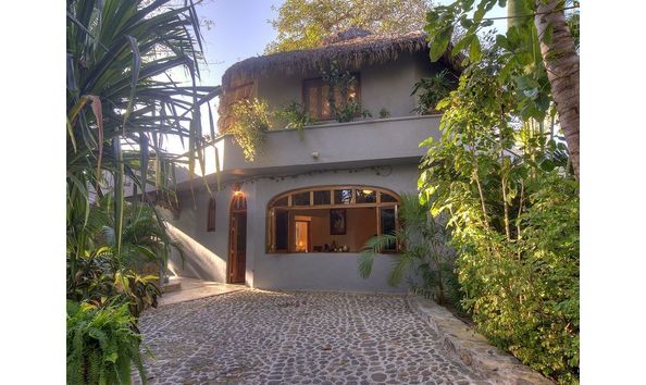 Big image d68b457f b296 42da 87fb 034bf89c7cc9.c10