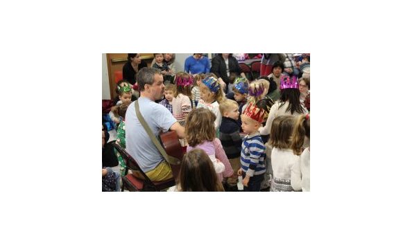 Big image jj belmont pub lib dec 15 seat close 300x200