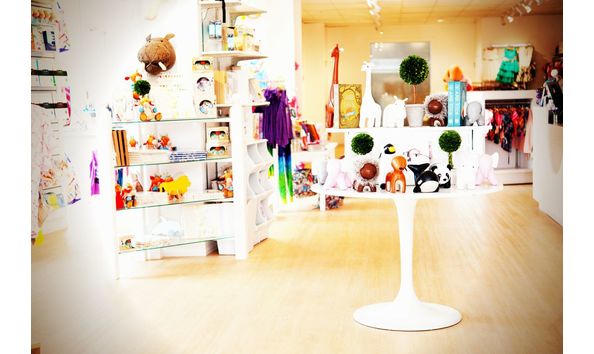 Big image wee chic store shot 