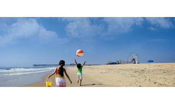 Big image kids on beach b