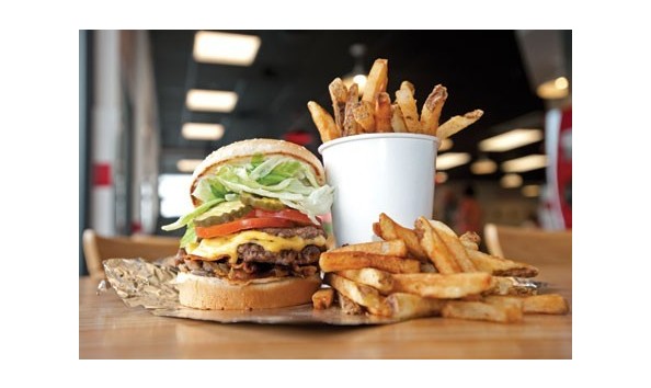 Big image bestburgerfries fiveguys cw 6650 1 