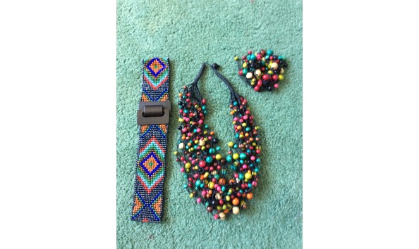 Big image beaded necklace set