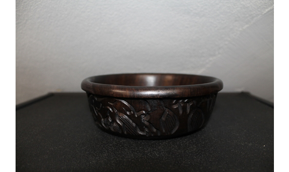 Big image hand carved kenyan wooden bowl 3