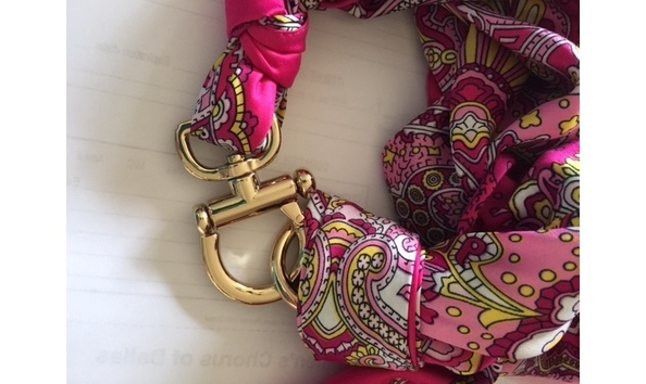 Big image pink bluckle