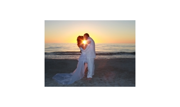 Big image wedding kiss 3