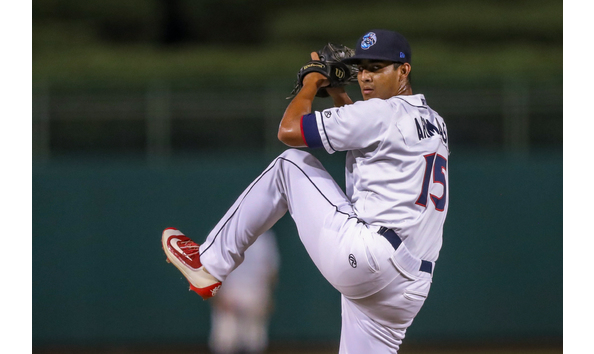 Big image blueclaws gustavo armas145243