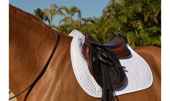 Big image essential square pad side view