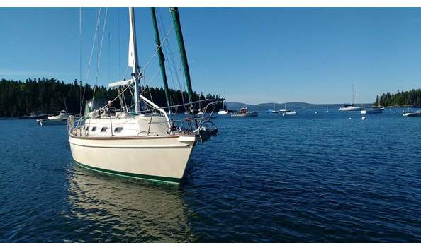 Big image amazing grace in sorrento harbor 