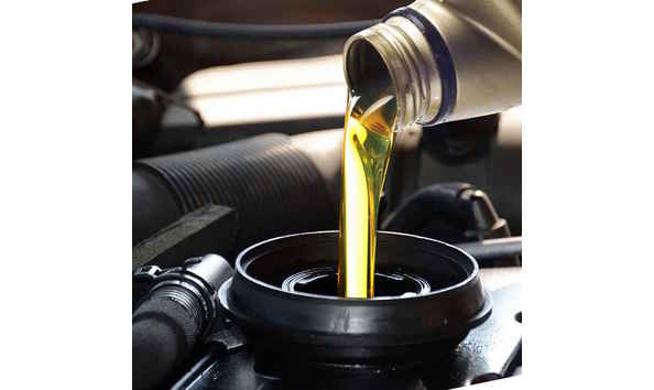 Big image filling engine oil 1 