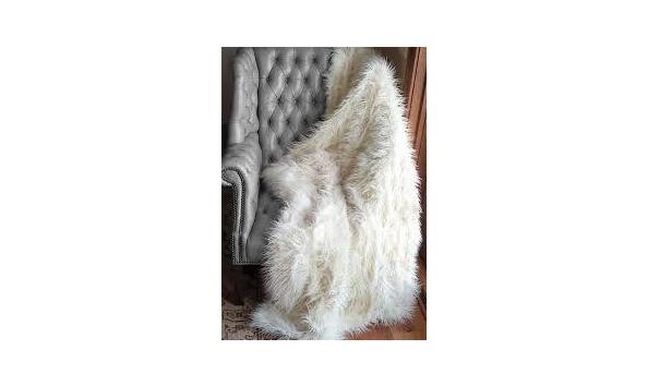 Big image 9 fabulousfurs mongolianivorythrow