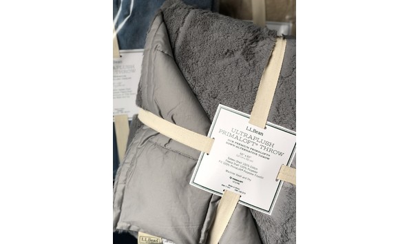 Big image llbeanthrows1