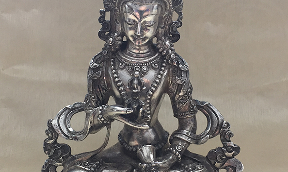 Big image 28 vajrasattva statue silver colored detail