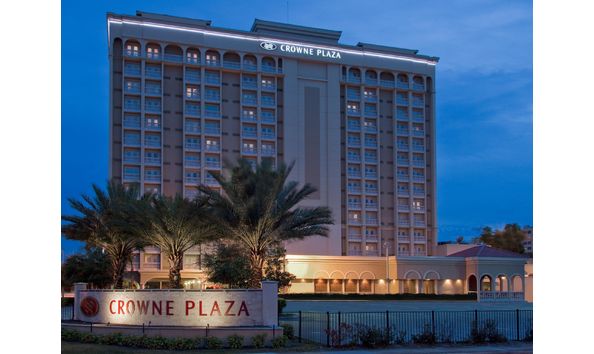 Big image crowne dt 1