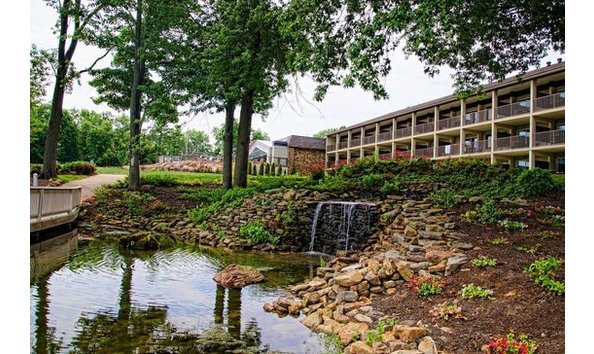 Big image fourwinds resort and