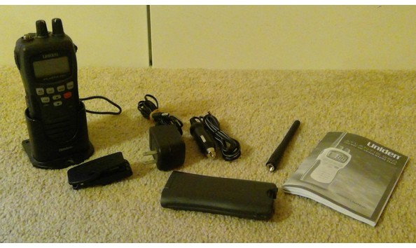 Big image uniden atlantis 250 bk handheld two way vhf marine radio